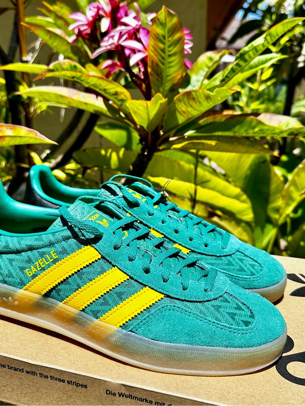 adidas Gazelle Women’s Teal Suede Sneakers Green with Yellow Three Stripes - Picture 2 of 10